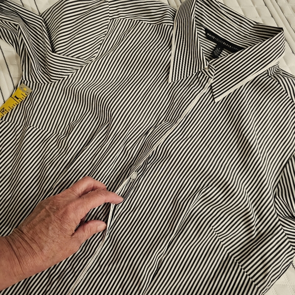 Striped black and white shirt WHBM Size 4 EUC - Picture 10 of 16